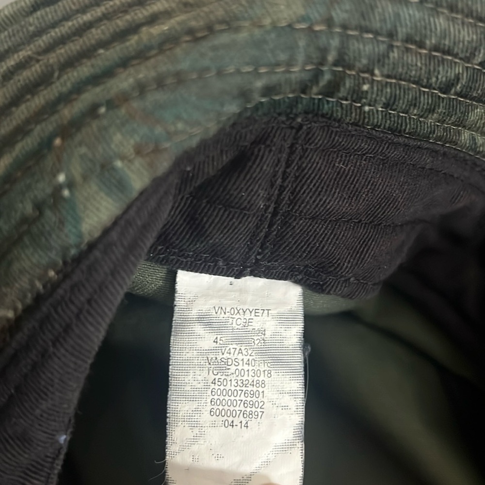 Vans Print Bucket Hat - Picture 4 of 5